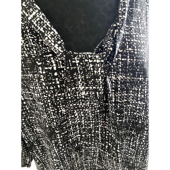 BloomChic NWT Womens Black White Abstract Blouse Plus Size 26 3/4 Sleeve Top - Picture 4 of 4